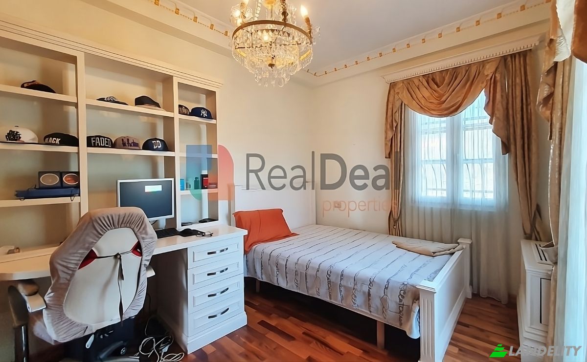 Single Family Home for Sale Rruga Sterio Spasse, Tirana, Tirana County, Albania. Photo 7