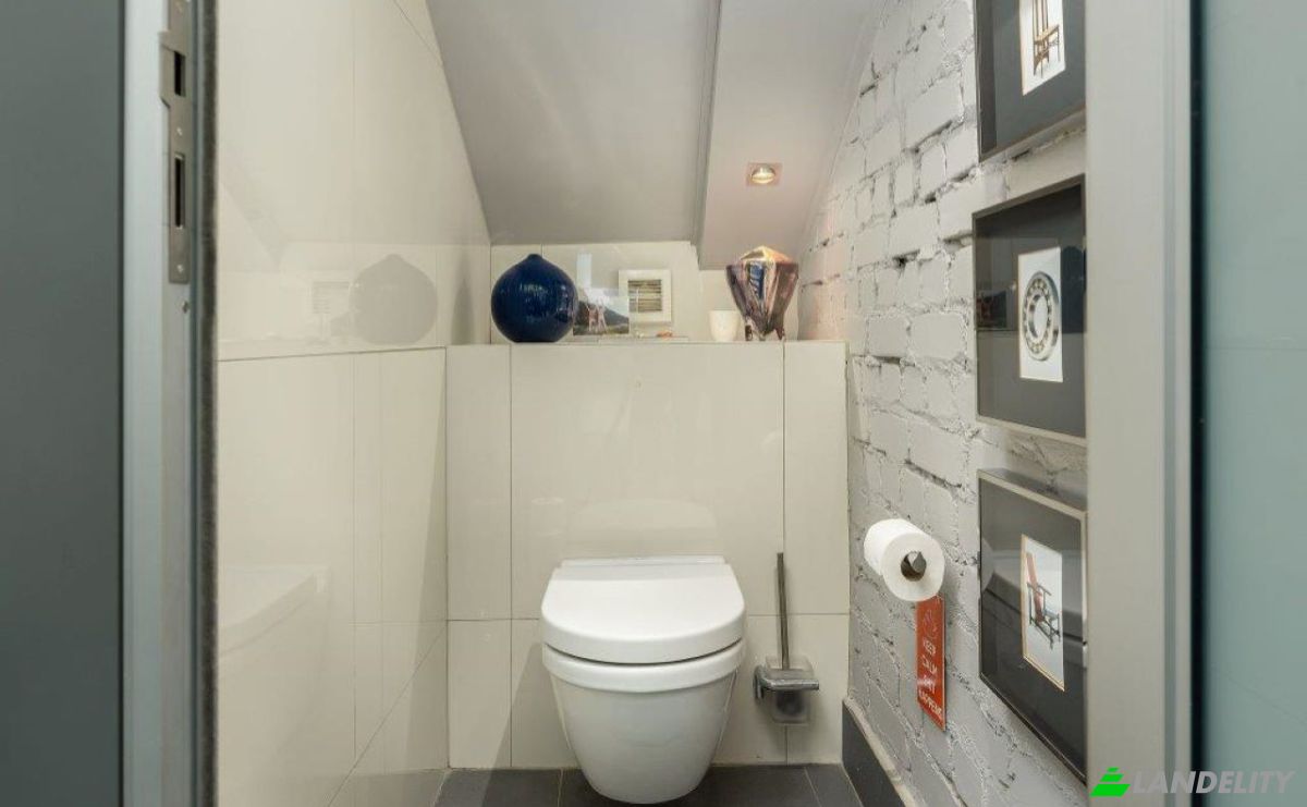 Apartment for Sale Buitenkant St, Vredehoek, Cape Town, City of Cape Town Metropolitan Municipality, Western Cape, South Africa. Photo 24