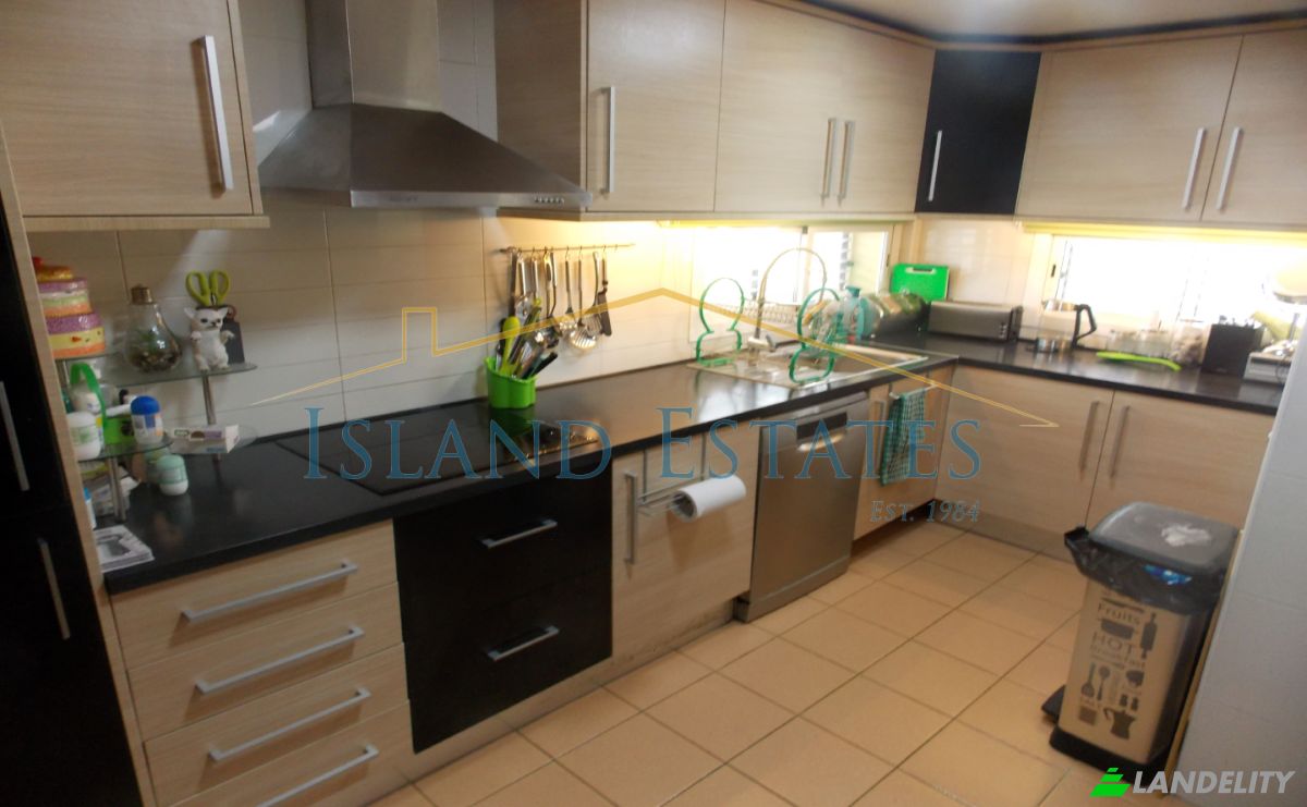 Single Family Home for Sale El Brezo, Costa Adeje, Santa Cruz de Tenerife, Canary Islands, Spain. Photo 7