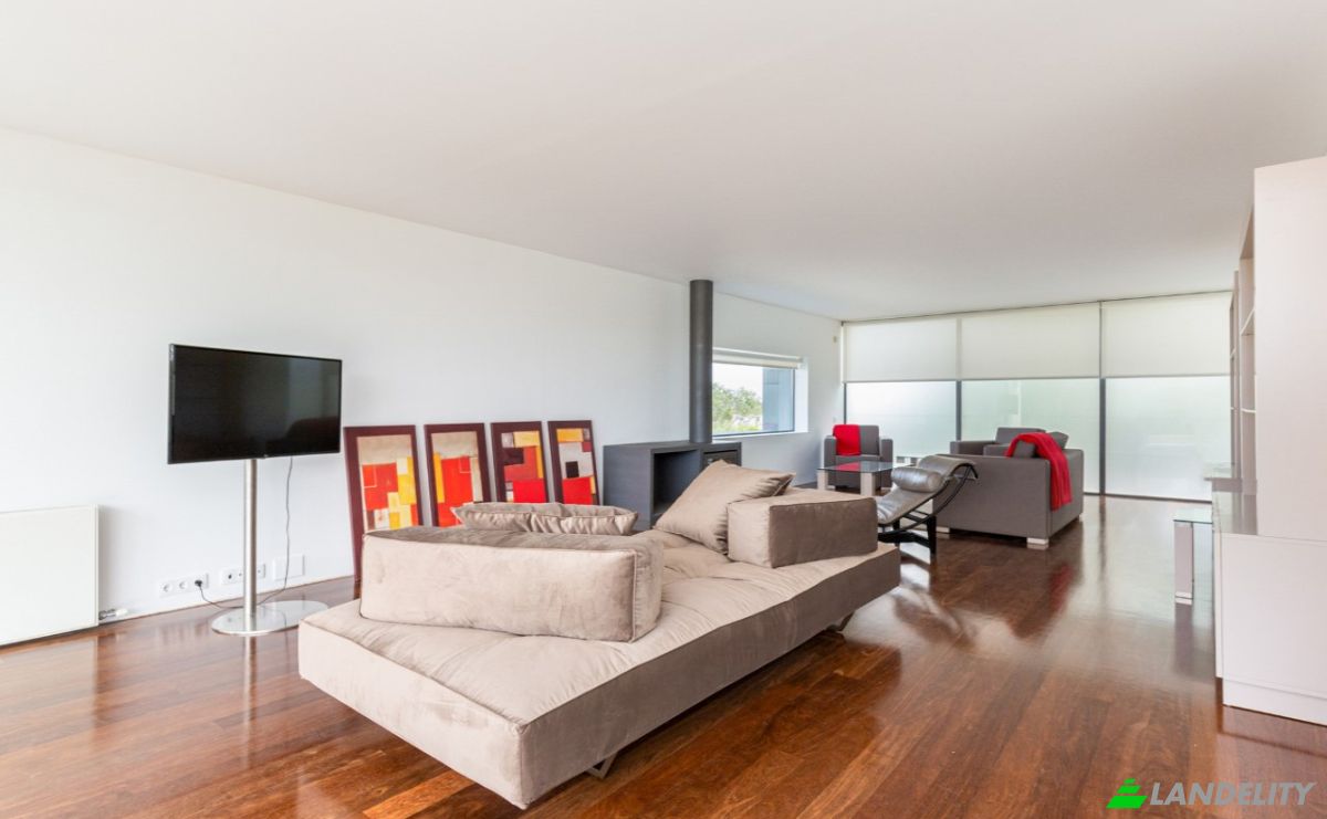 Single Family Home for Rent Bom Sucesso Resort, Alta do Monte Verde, Bom Sucesso, Obidos Municipality, Leiria District, Portugal. Photo 3