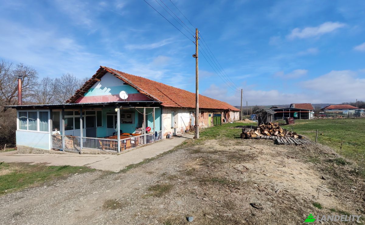 Farm/Ranch for Sale Put Bez Ime, 3529 Balyuvitsa, Balyuvitsa, Berkovitza, Montana Province, Bulgaria. Photo 1