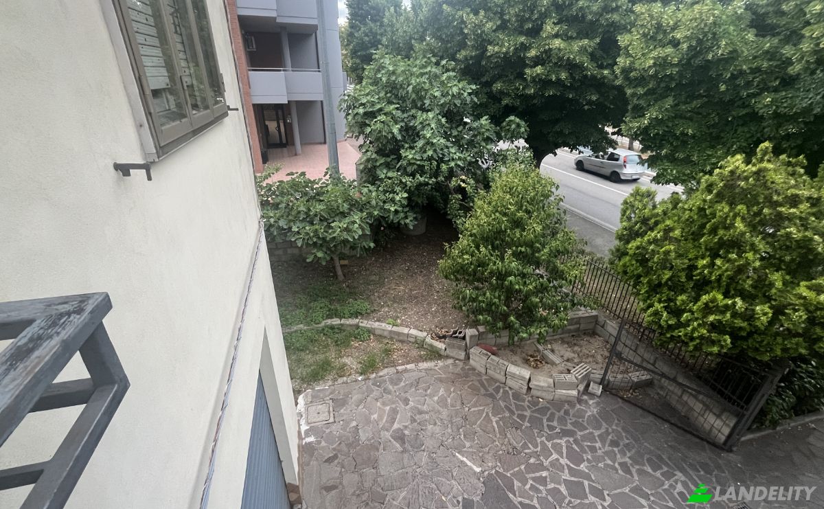 Single Family Home for Sale V Grasceta, 66050 San Salvo CH, San Salvo, Province of Chieti, Abruzzo, Italy. Photo 8