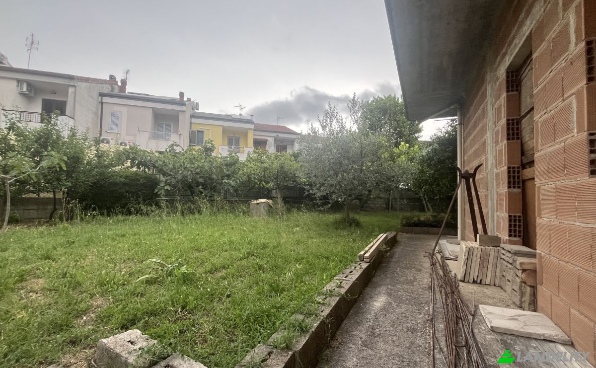 Single Family Home for Sale V Grasceta, 66050 San Salvo CH, San Salvo, Province of Chieti, Abruzzo, Italy. Photo 15