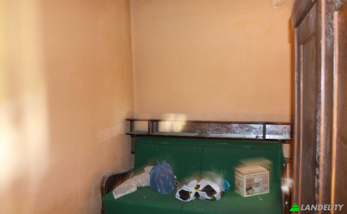 Single Family Home for Sale Lajoskomarom, Enying District, Fejer, Hungary, Rakoczi u. Photo 5