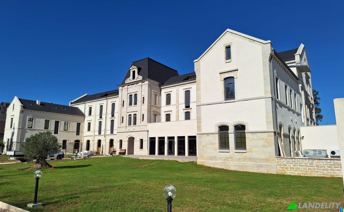 Hotel na sprzedaż Rte nationale, 39100 Dole, Dole, Jura, Bourgogne-Franche-Comte, France. Zdjęcie 1