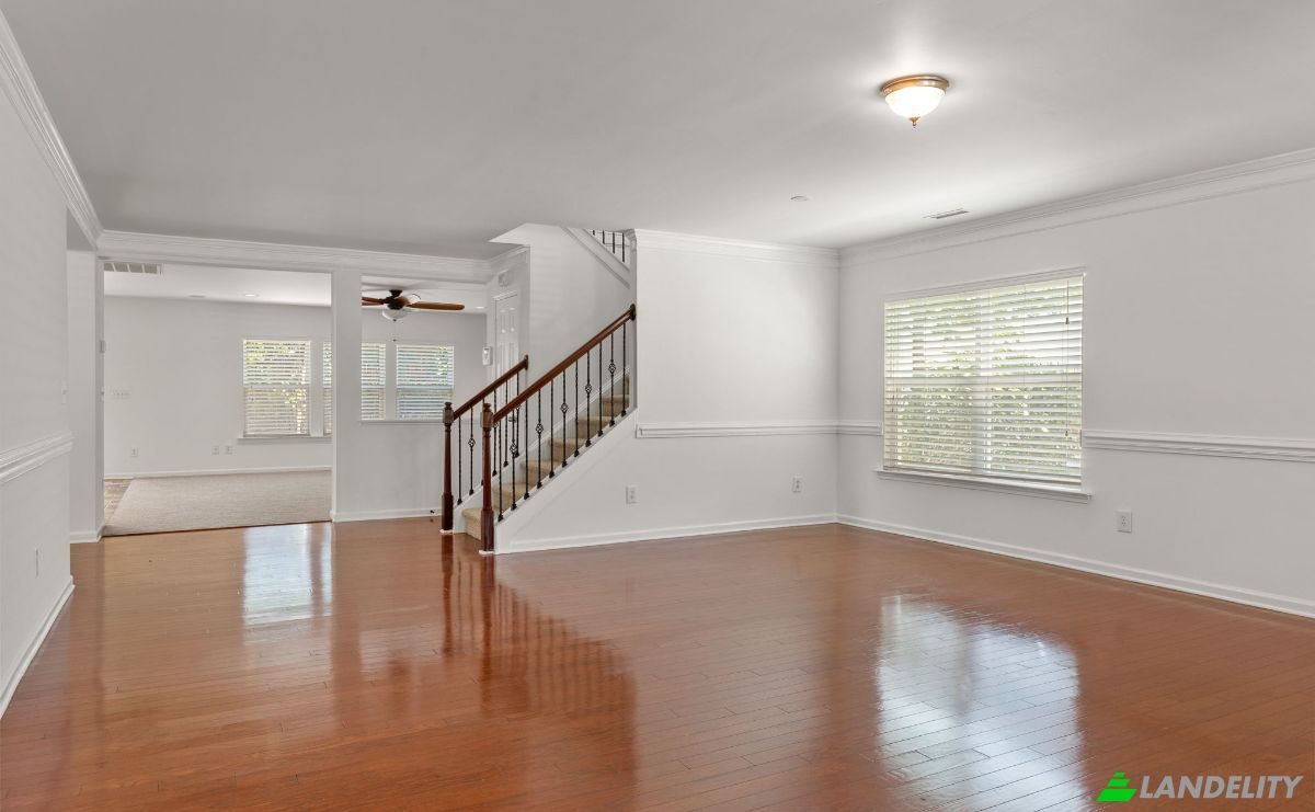 Single Family Home for Sale Sleeper Car Ln, Garner, Wake County, North Carolina, United States, NC 27529, USA. Photo 2