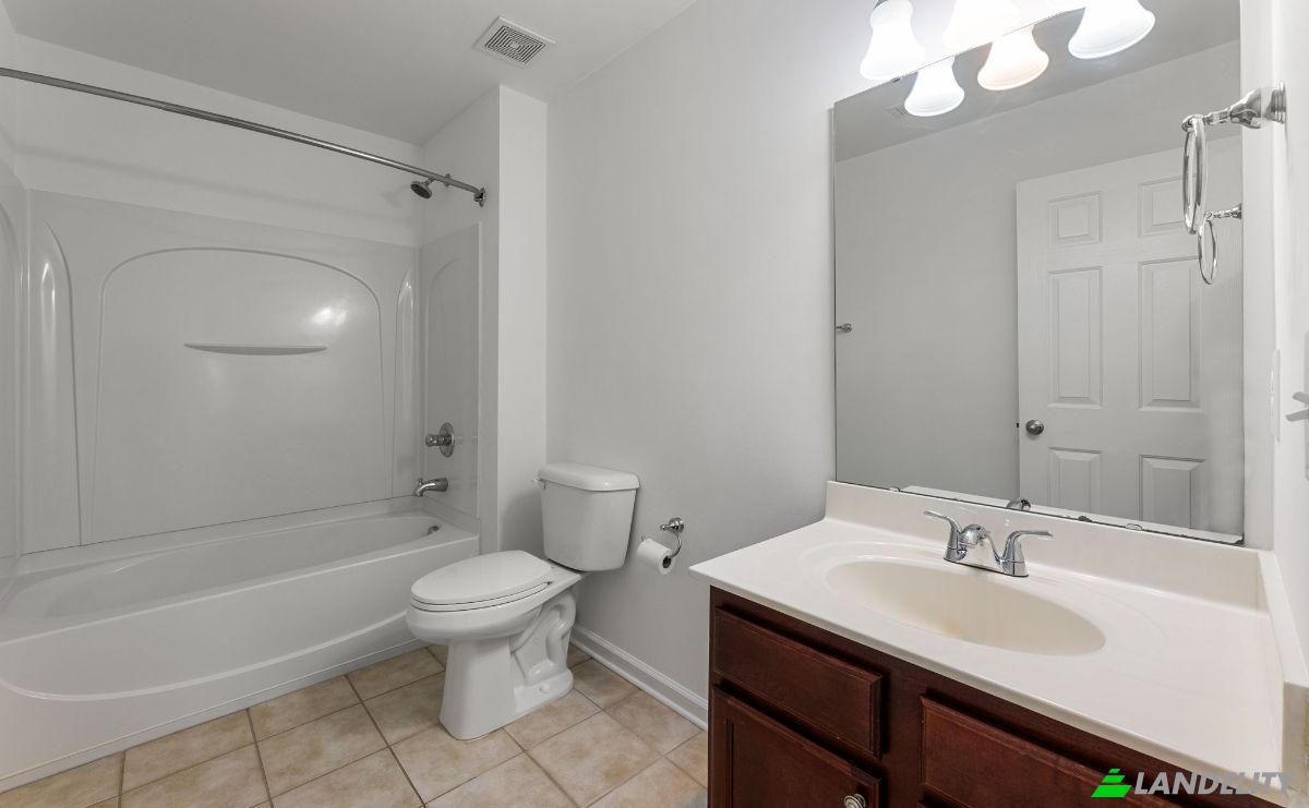 Single Family Home for Sale Sleeper Car Ln, Garner, Wake County, North Carolina, United States, NC 27529, USA. Photo 10