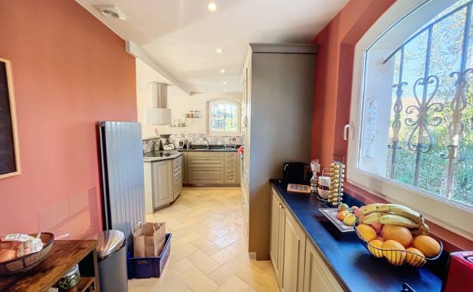Villa for Sale Imp des trois pas, 06650 Le Rouret. Photo#7 Villa for Sale Imp des trois pas, 06650 Le Rouret. Photo#7