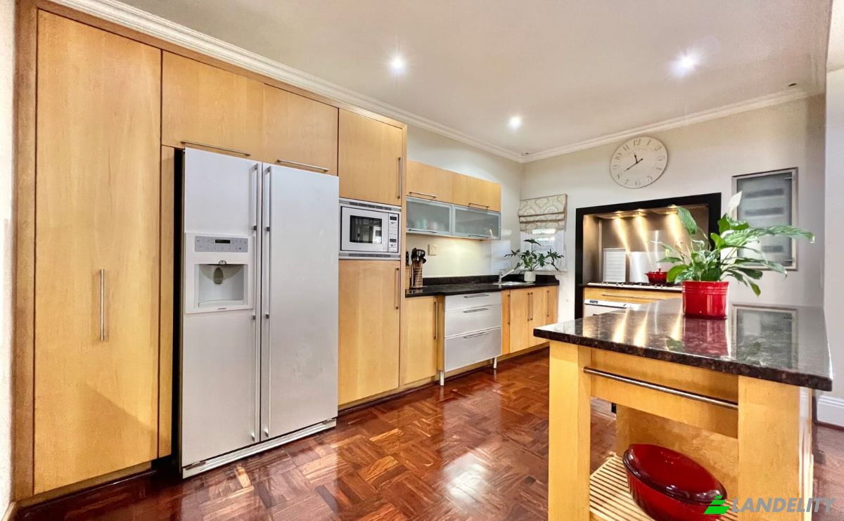 Single Family Home for Sale Timeball Blvd, Point, Durban, eThekwini Metropolitan Municipality, KwaZulu-Natal, South Africa. Photo 21