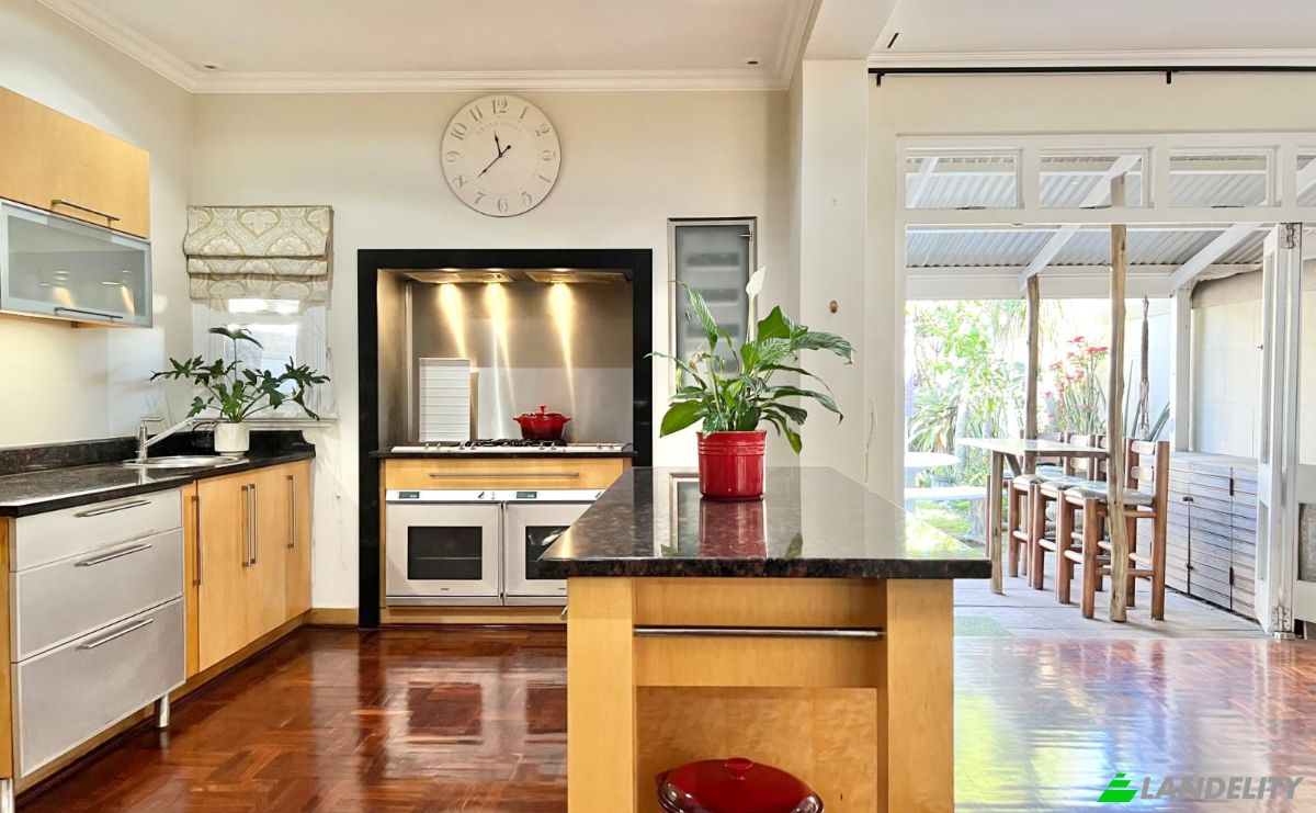 Single Family Home for Sale Timeball Blvd, Point, Durban, eThekwini Metropolitan Municipality, KwaZulu-Natal, South Africa. Photo 23