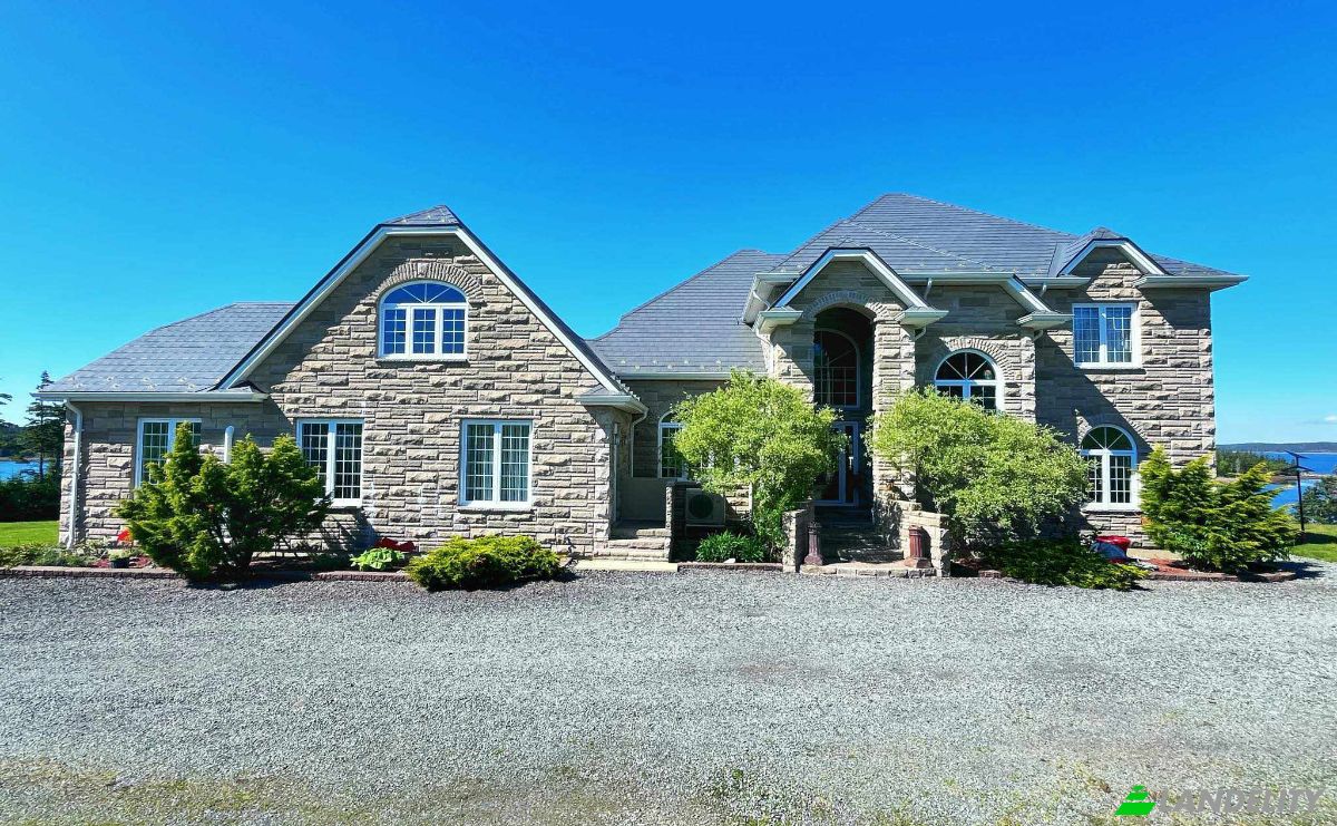 Villa for Sale 256 NS-247, St Peters, NS B0E 3B0, Saint Peters, Richmond County, Nova Scotia, Canada. Photo 1