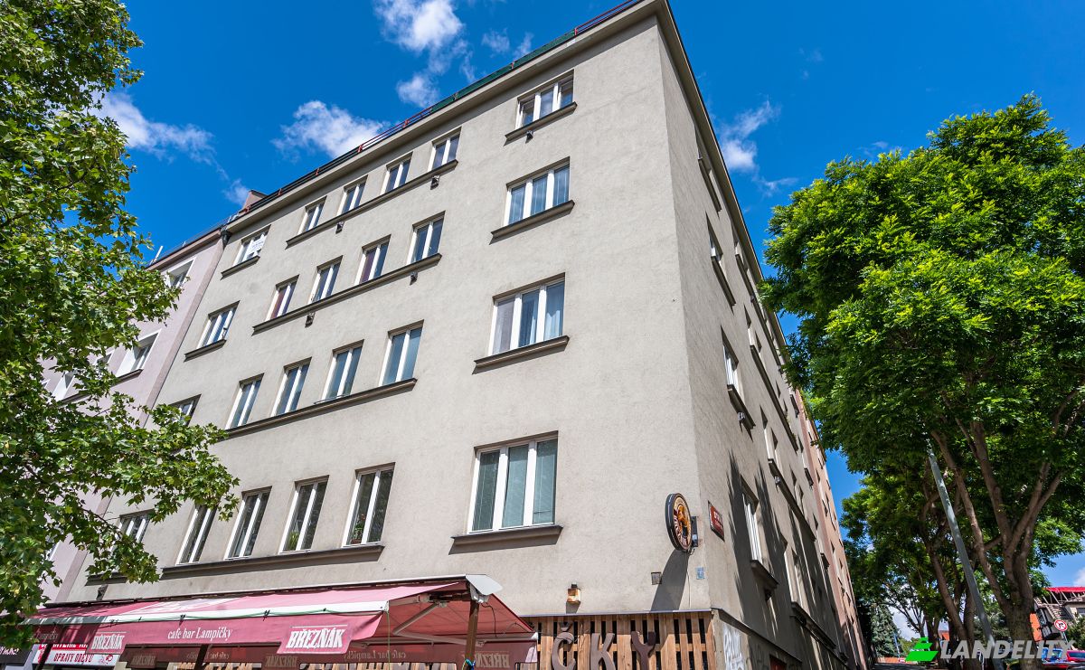 Apartment for Sale Strazni, Praha Zizkov, Prague, Hlavni mesto Praha, Czechia. Photo 1