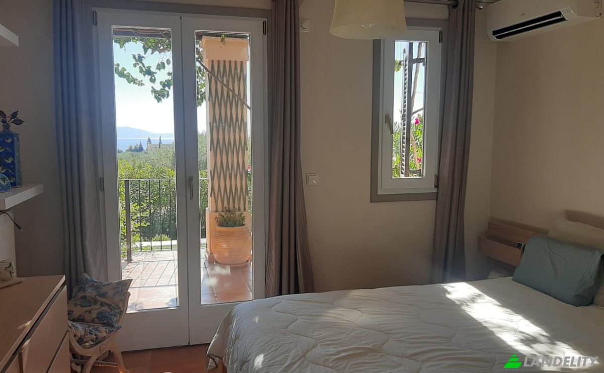 Single Family Home for Sale Galaxidi, Central Greece, Decentralized Administration of Thessaly and Central Greece, Greece. Photo 2
