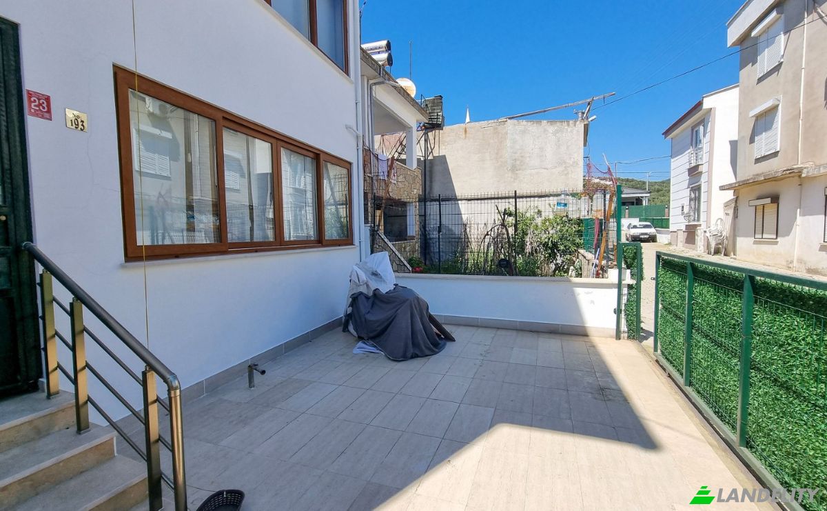 Apartment for Sale Narli Mahallesi Mihli Mevkii Canakkkale-Izmir Yolu No: Altinoluk, Narli, 10870 Edremit Balikesir, Edremit Balikesir, Edremit, Balikesir, Turkiye. Photo 4