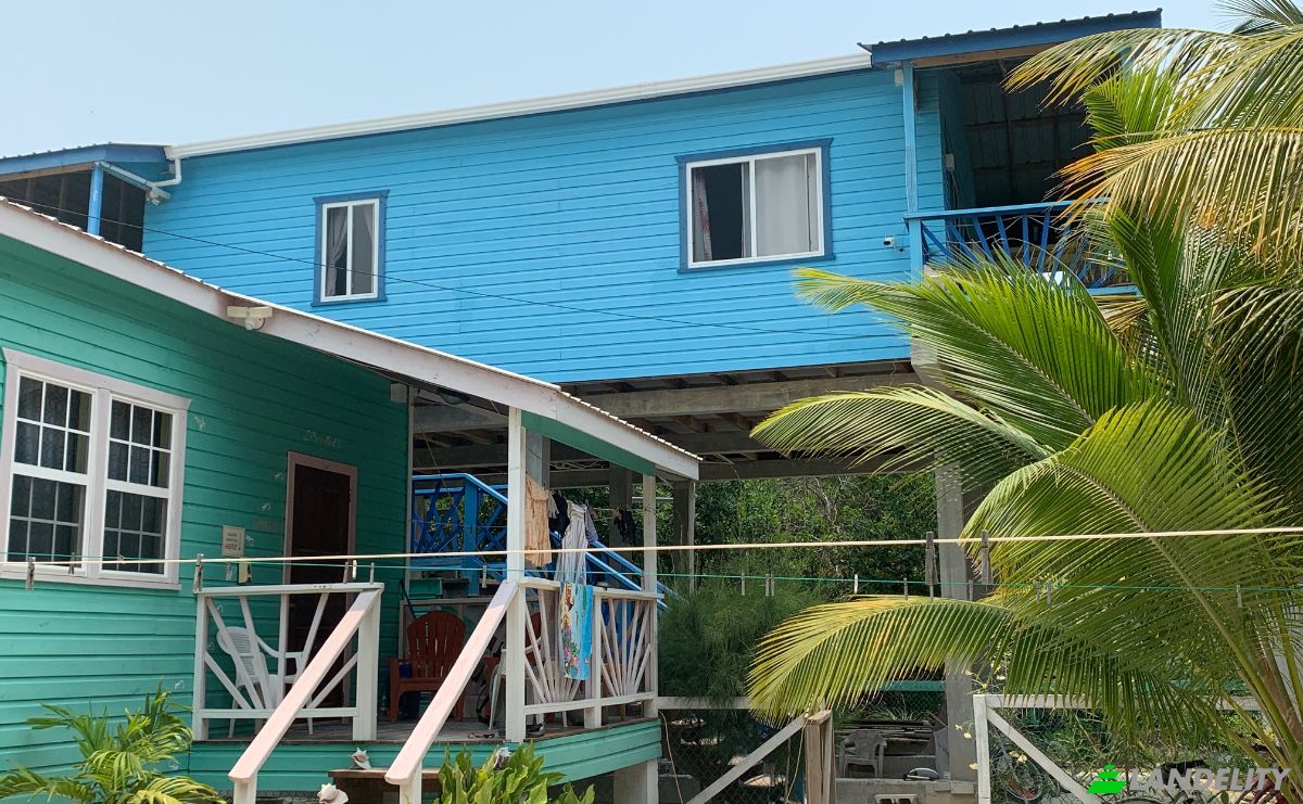 Single Family Home for Sale Sinsonte Road, Caye Caulker, Bottlenose Dolphin Street, Belize. Photo 6