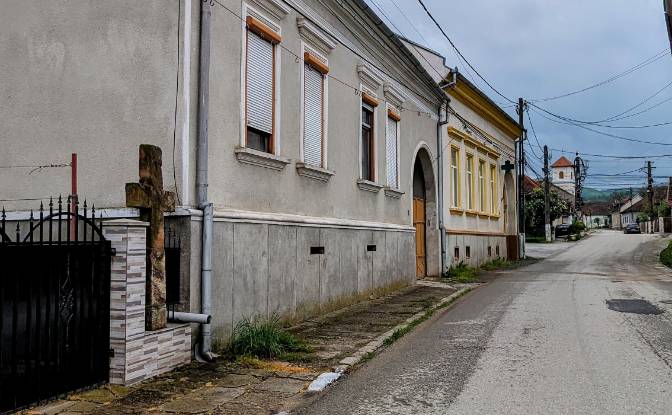 Single Family Home for Sale Strada Muntele Gaina. Photo#2