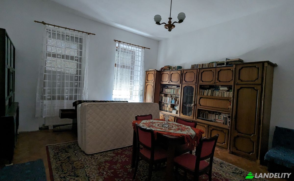 Single Family Home for Sale Strada Muntele Gaina, Baia de Cris 337005, Baia de Cris, Hunedoara, Romania. Photo 13
