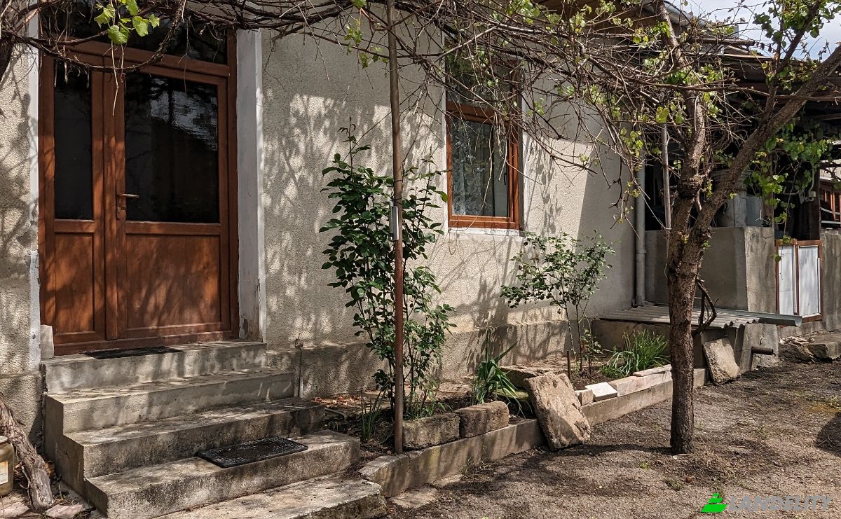 Single Family Home for Sale Strada Muntele Gaina, Baia de Cris 337005, Baia de Cris, Hunedoara, Romania. Photo 19