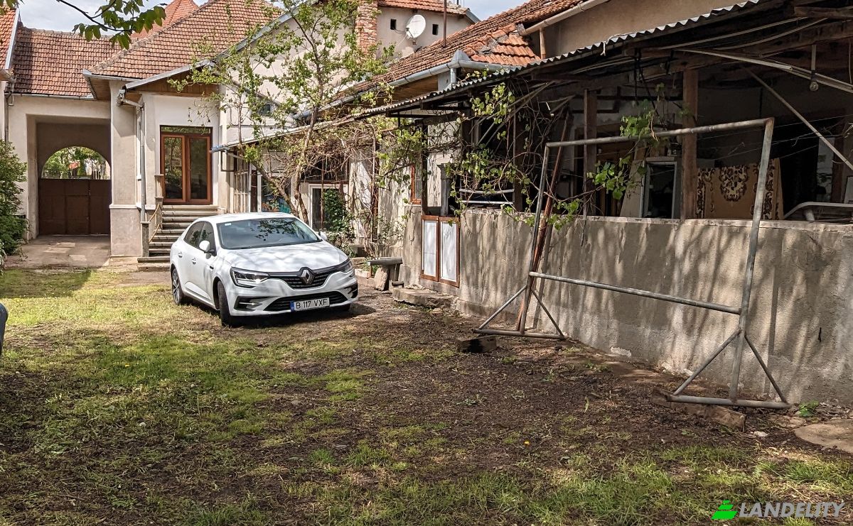 Single Family Home for Sale Strada Muntele Gaina, Baia de Cris 337005, Baia de Cris, Hunedoara, Romania. Photo 18
