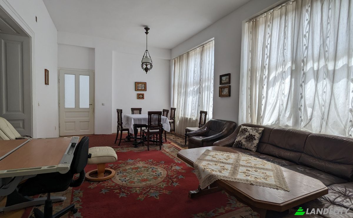 Single Family Home for Sale Strada Muntele Gaina, Baia de Cris 337005, Baia de Cris, Hunedoara, Romania. Photo 8