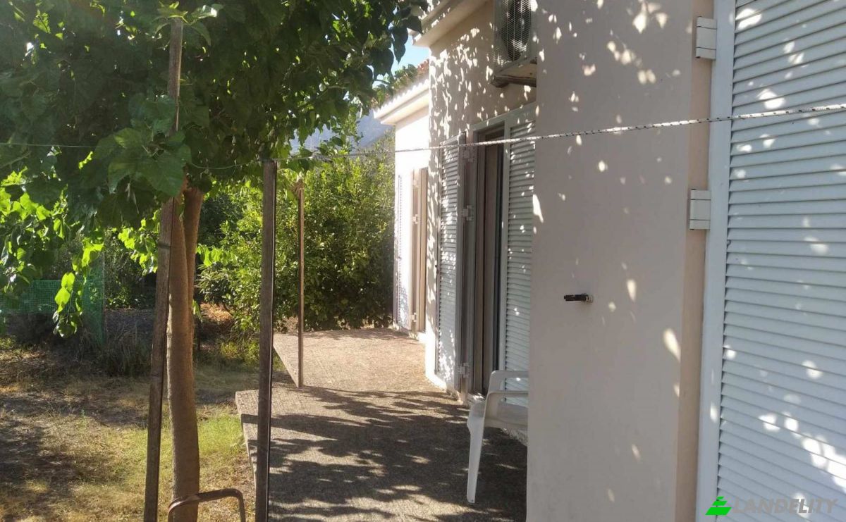 Single Family Home for Sale Glyfada, Central Greece, Decentralized Administration of Thessaly and Central Greece, Greece. Photo 8