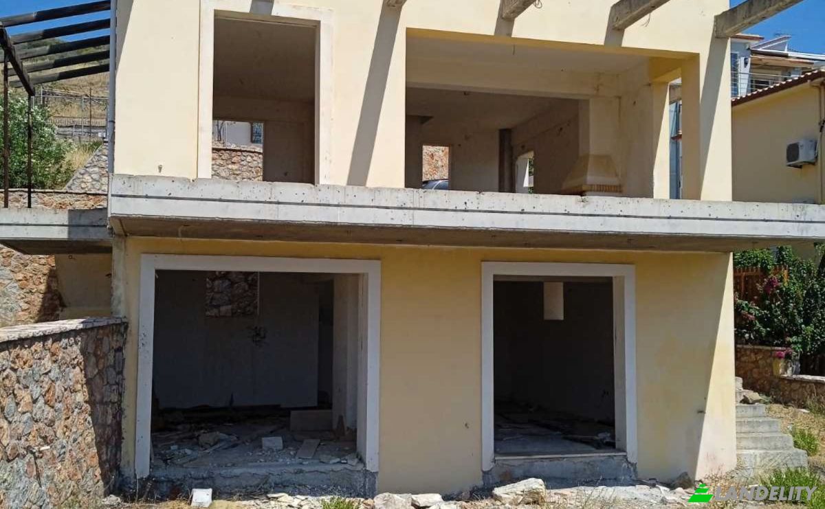 Single Family Home for Sale Erateini, Central Greece, Decentralized Administration of Thessaly and Central Greece, Greece. Photo 4