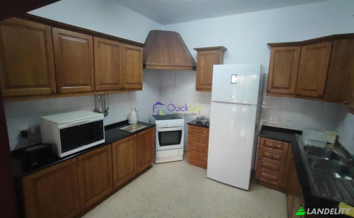 Apartment for Rent Triq H P Scicluna, Naxxar, Sprachcaffe Village, Malta. Photo 3