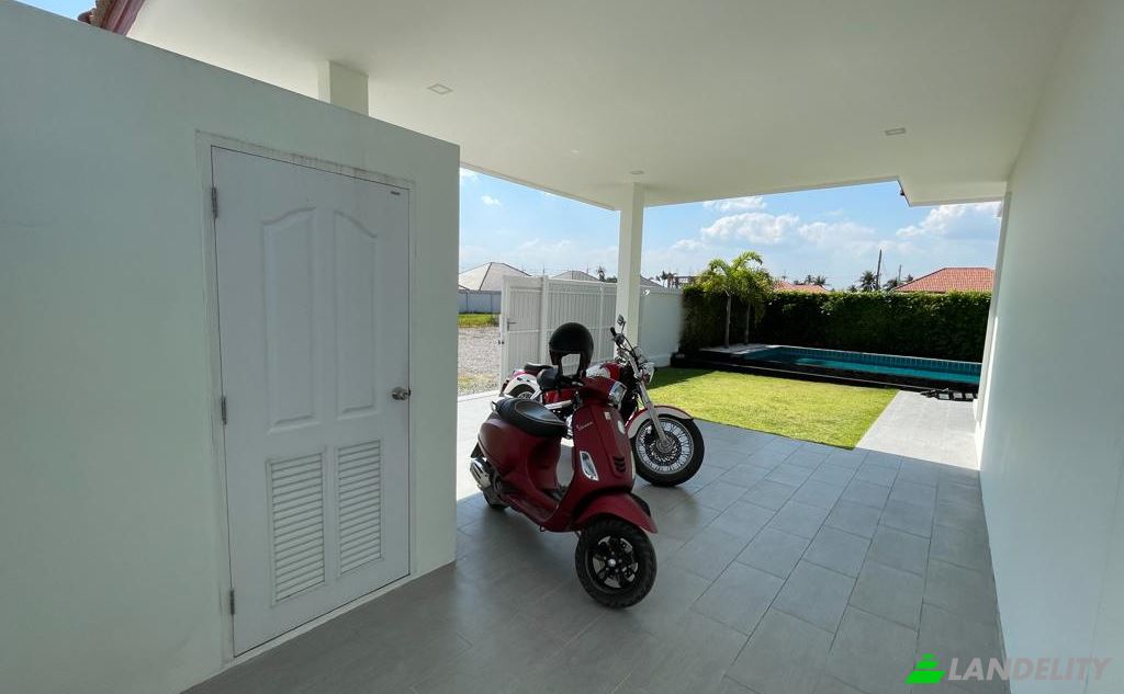 Single Family Home for Sale Tambon Wang Pong, Amphoe Pran Buri, Chang Wat Prachuap Khiri Khan 77120, Wang Pong, Pran Buri District, Prachuap Khiri Khan, Thailand. Photo 7