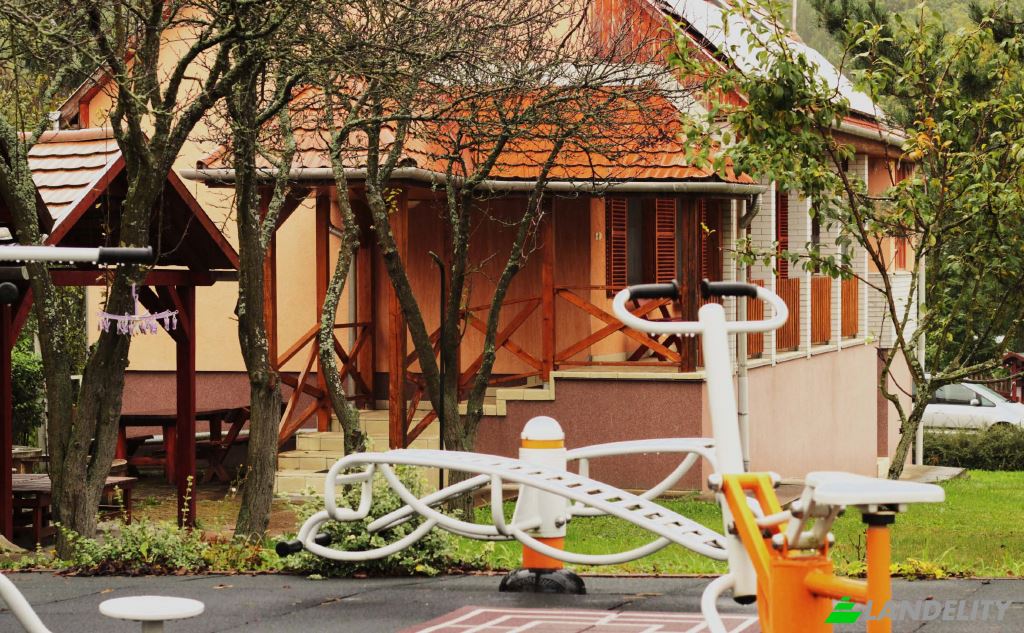 Einfamilienhaus zu verkaufen Mogyoroska, Gonc District, Borsod-Abauj-Zemplen, Hungary, Fo ut. Foto 12