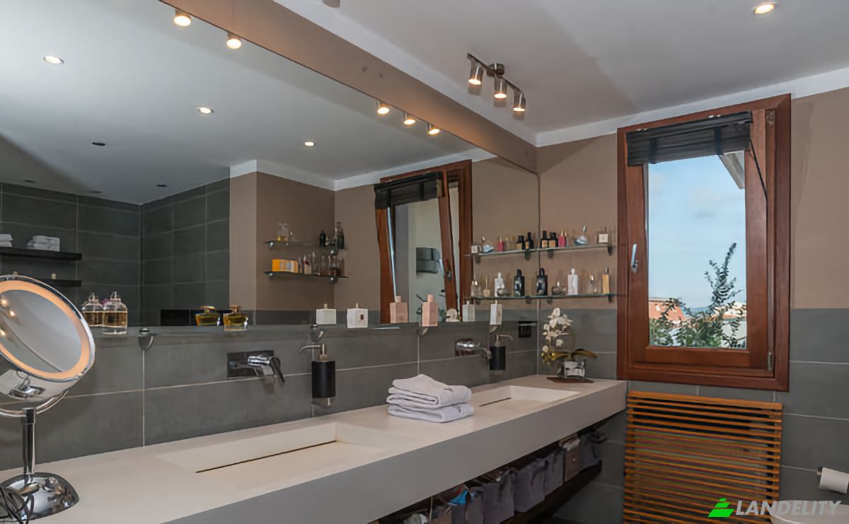 Apartment for Sale Corso Vittorio Veneto, 07026 Olbia SS, Olbia, Province of Sassari, Sardinia, Italy. Photo 11