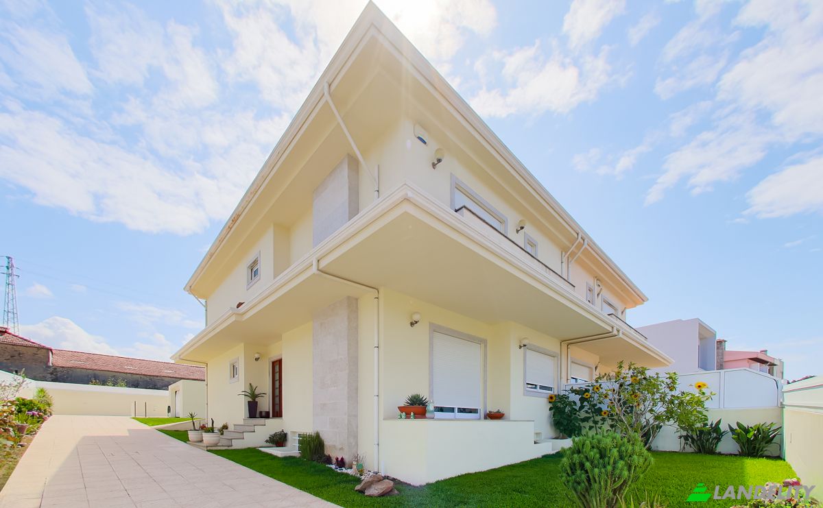 Single Family Home for Sale R Manoel Luis Gomes, Sao Luiz, Arapiraca, State of Alagoas, Brazil, 57301. Photo 2