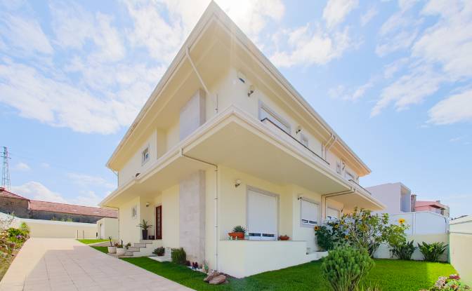 Single Family Home for Sale R Manoel Luis Gomes. Photo#2