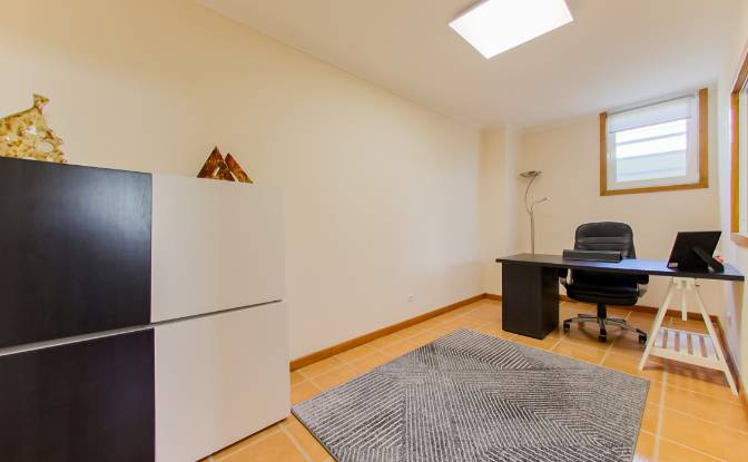 Single Family Home for Sale R Manoel Luis Gomes. Photo#20