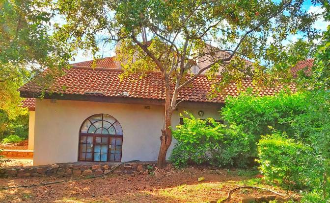 Bed and Breakfast for Sale 847 Mica Dr, Kariba. Photo#7
