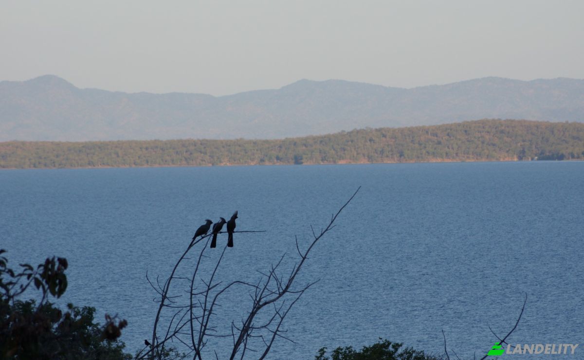 Bed and Breakfast for Sale 847 Mica Dr, Kariba, Mashonaland West Province, Zimbabwe. Photo 14