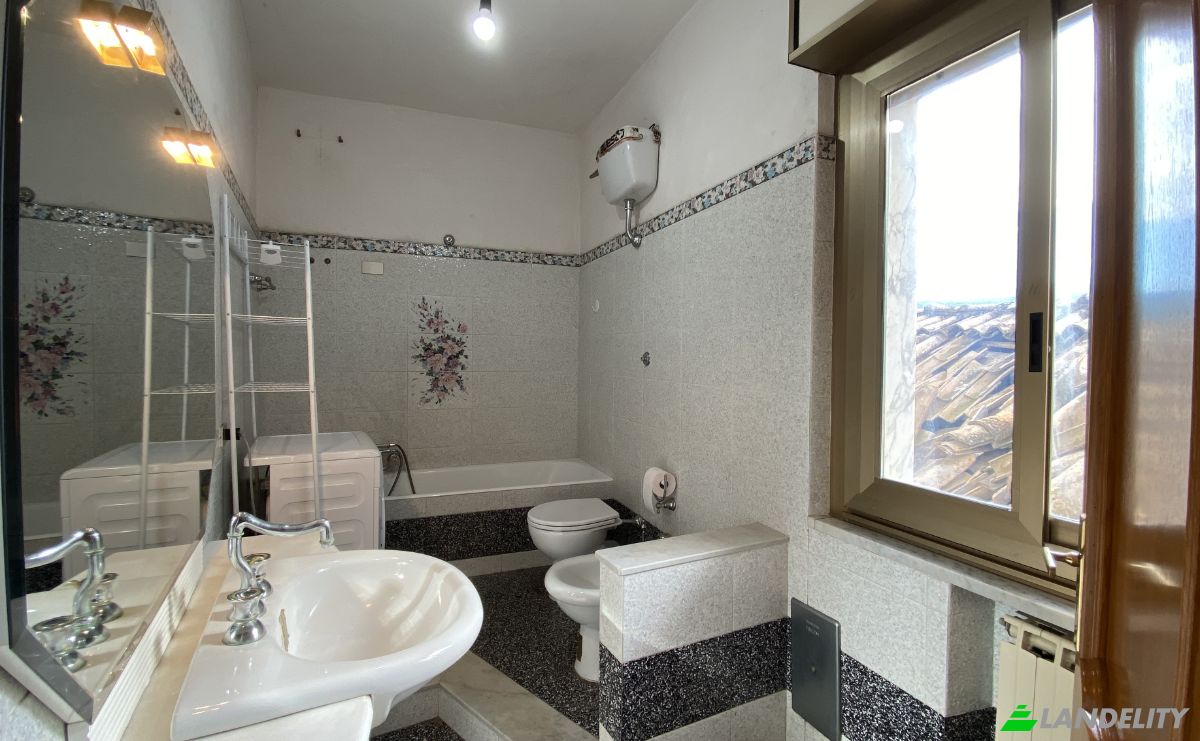 Apartment for Sale Vico Perrone, Prima, 89135 Reggio Calabria RC, Reggio Calabria, Metropolitan City of Reggio Calabria, Calabria, Italy. Photo 12