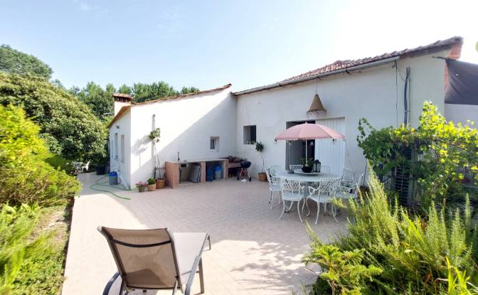 Single Family Home for Sale Rua do Seixo 417. Photo#12 Single Family Home for Sale Rua do Seixo 417. Photo#12