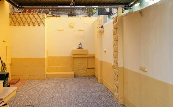 Single Family Home for Sale Via Allegri. Photo#2