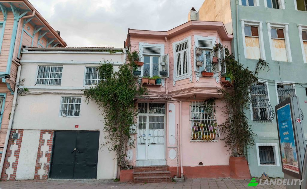 Single Family Home for Sale Kucuk Ayasofya Mahallesi, Cinci Meydani Sk No:, 34122 Fatih Istanbul, Istanbul, Fatih, Turkiye. Photo 12