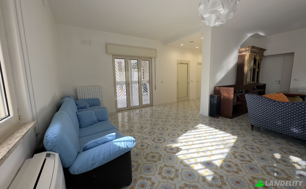 Apartment for Sale Via del Mare, 70042 Cozze BA, Cozze, Metropolitan City of Bari, Apulia, Italy. Photo 7