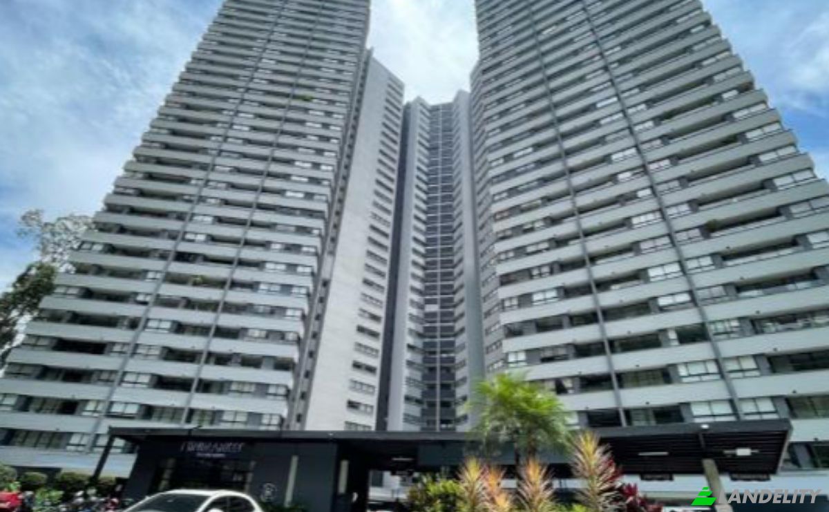 Apartment for Sale Cra 31 #19-445, Medellin, Antioquia, Colombia, Buenos Aires. Photo 1