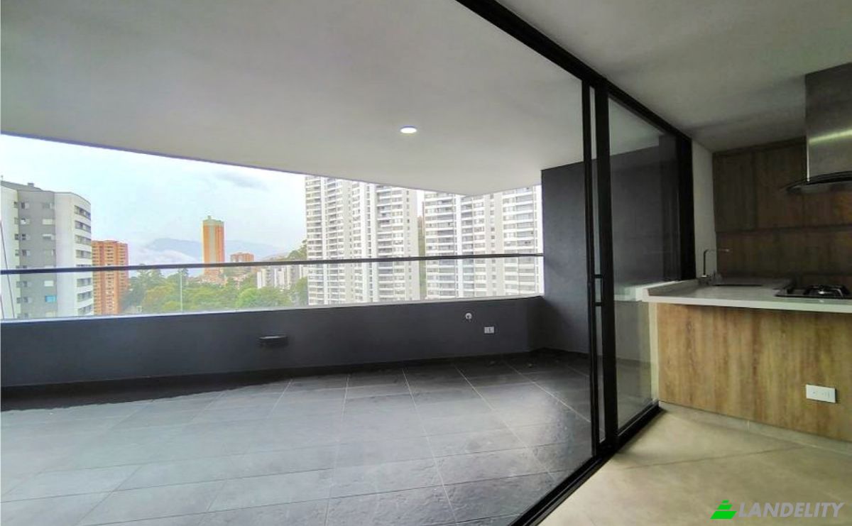 Apartment for Sale Cra 31 #19-445, Medellin, Antioquia, Colombia, Buenos Aires. Photo 3