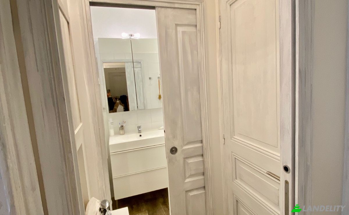 Apartment for Sale 1 Rue dAlger, 06400 Cannes, Cannes, Alpes-Maritimes, Provence-Alpes-Cote dAzur, France. Photo 8