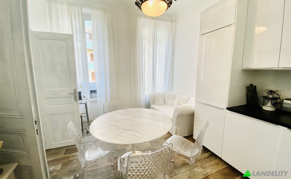 Apartment for Sale 1 Rue dAlger, 06400 Cannes, Cannes, Alpes-Maritimes, Provence-Alpes-Cote dAzur, France. Photo 2