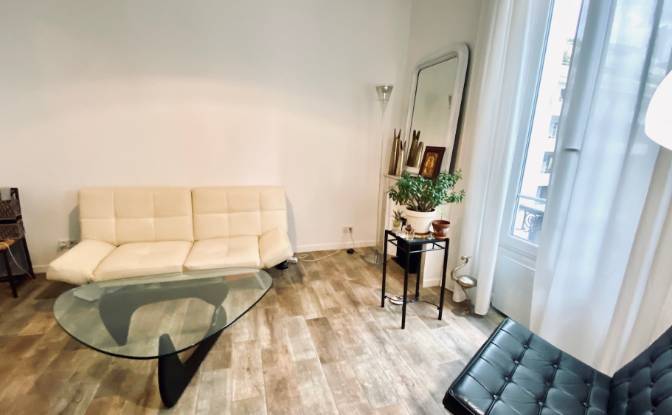 Apartment for Sale 1 Rue dAlger, 06400 Cannes. Photo#6 Apartment for Sale 1 Rue dAlger, 06400 Cannes. Photo#6