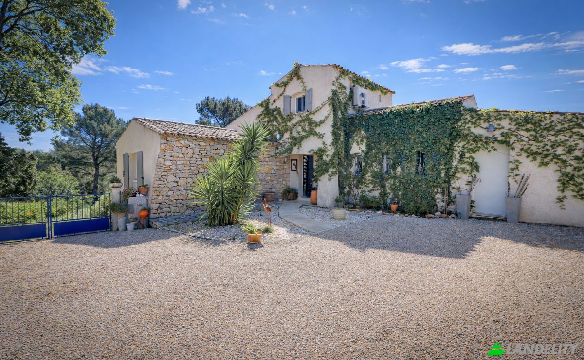 Villa for Sale 711 Lot le Clos de Floriege, 83780 Flayosc, Flayosc, Var, Provence-Alpes-Cote dAzur, France. Photo 13
