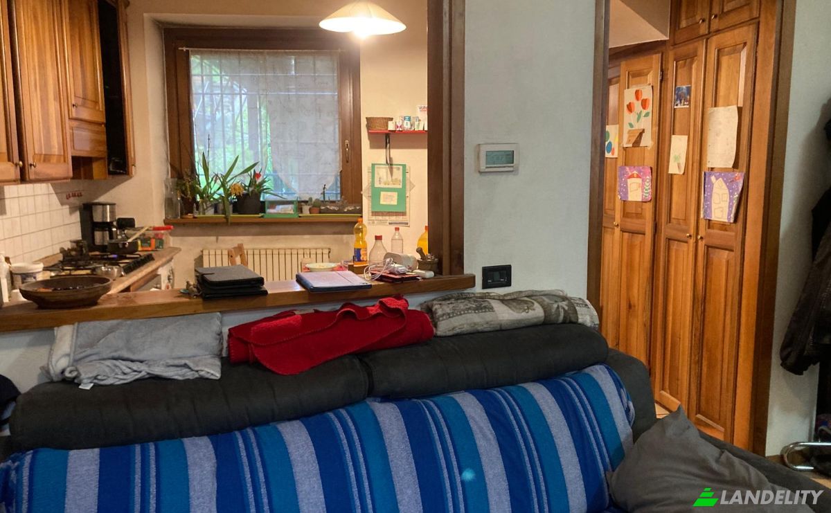 Single Family Home for Sale Via Alessandro Manzoni, 23837 Parlasco LC, Parlasco, Province of Lecco, Lombardy, Italy. Photo 8