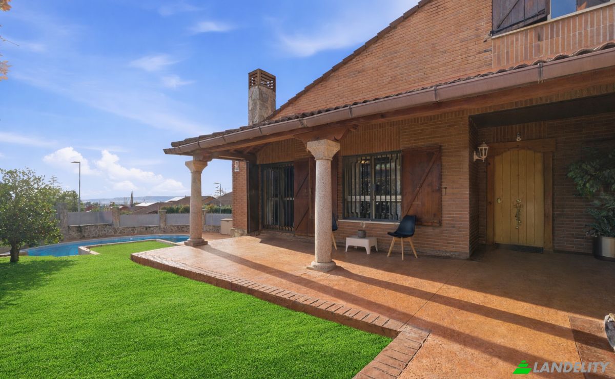 Villa for Sale C Granado, Rivas-Vaciamadrid, Madrid, Community of Madrid, Spain. Photo 1