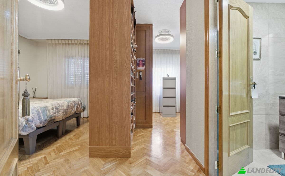 Villa for Sale C Granado, Rivas-Vaciamadrid, Madrid, Community of Madrid, Spain. Photo 13