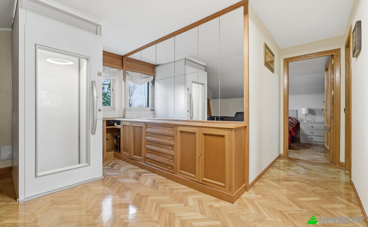 Villa for Sale C Granado, Rivas-Vaciamadrid, Madrid, Community of Madrid, Spain. Photo 19
